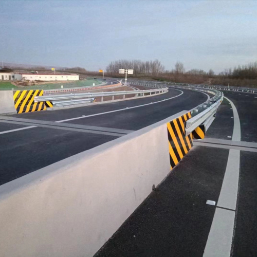 黃黑鋁基反光膜使用案例